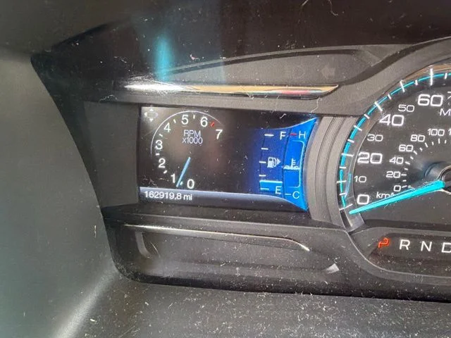 Used 2014 Gray Ford SEL image 15