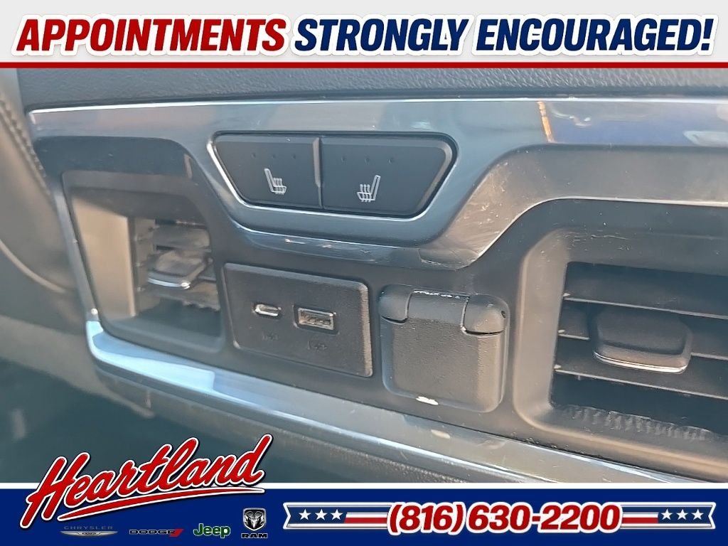 Used 2019 Beige Chevrolet High Country image 100
