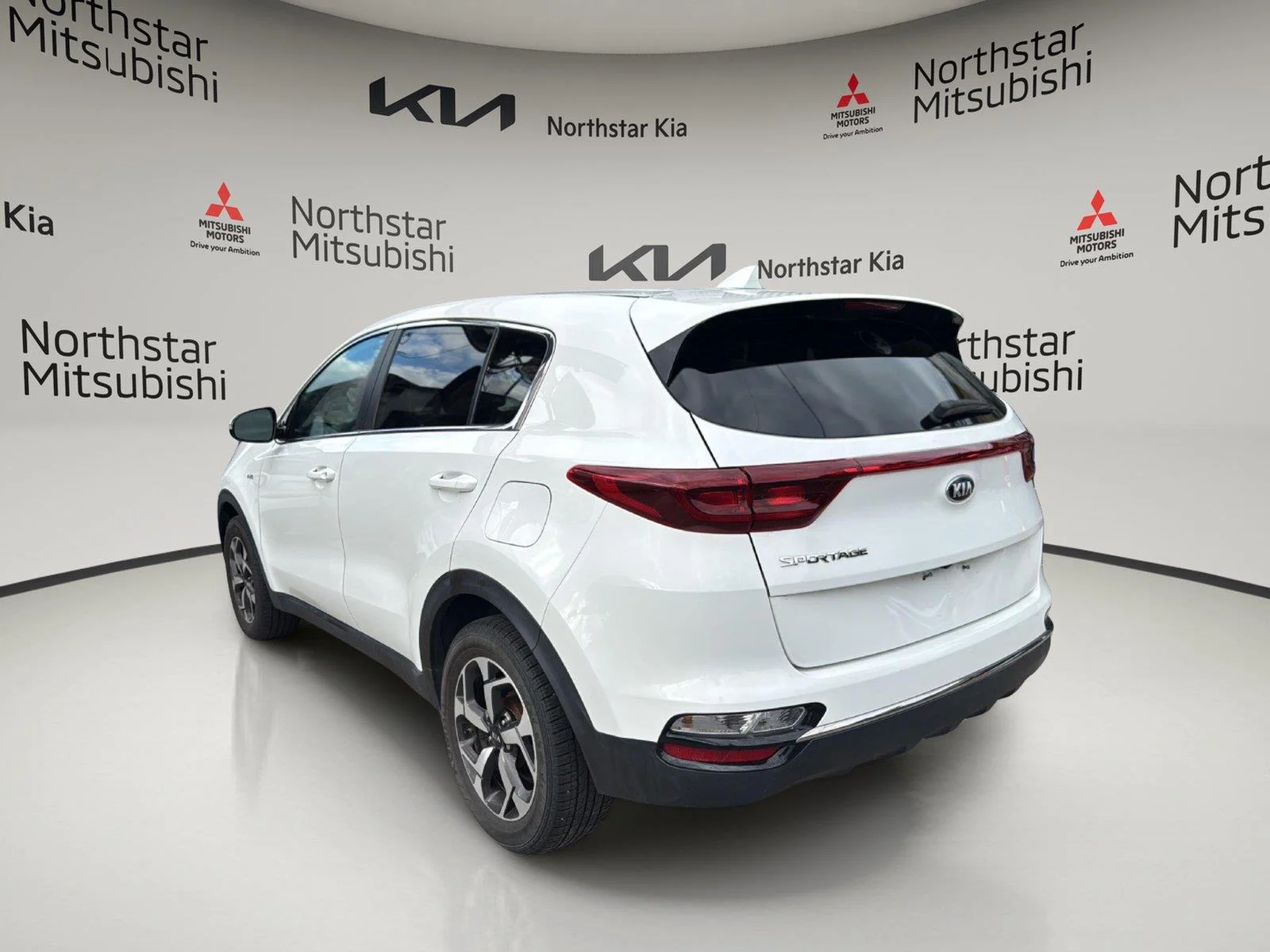 Used 2020 Clear White Kia LX image 4