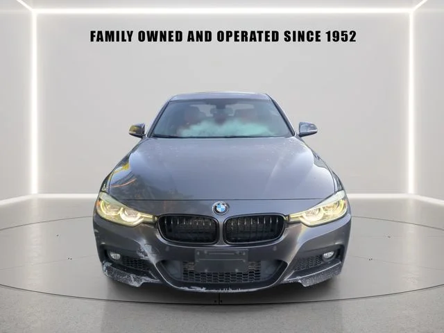 Used 2016 Gray BMW 328i xDrive image 6