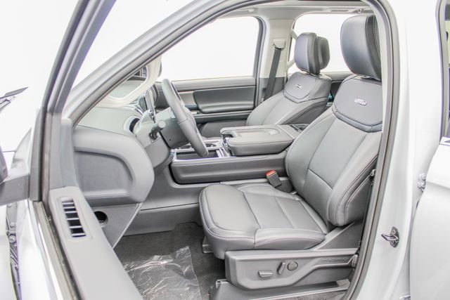 New 2026 Space Silver Metallic Ford MAX Platinum® image 16