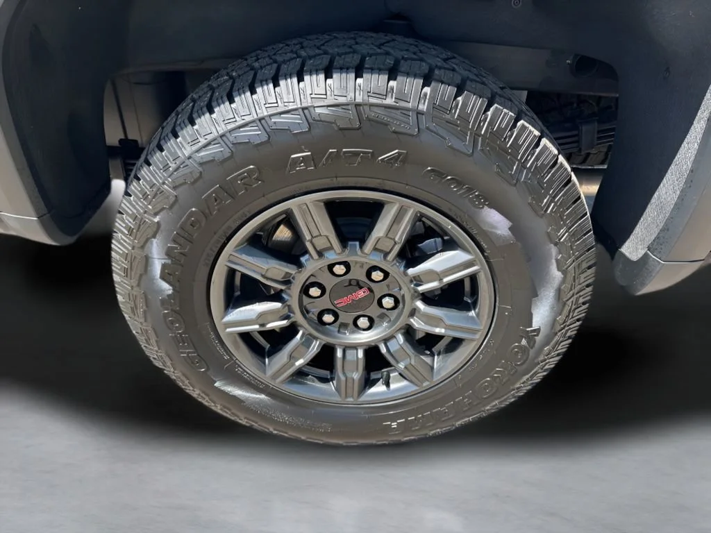 Used 2026 Onyx Black GMC AT4X image 37