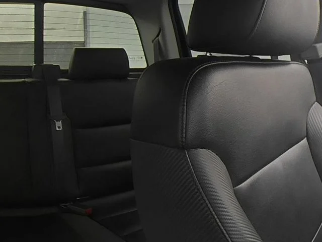 Used 2015 Silver GMC SLT image 33