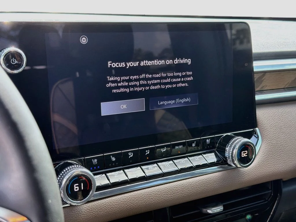 Used 2025 Black GMC Denali image 15