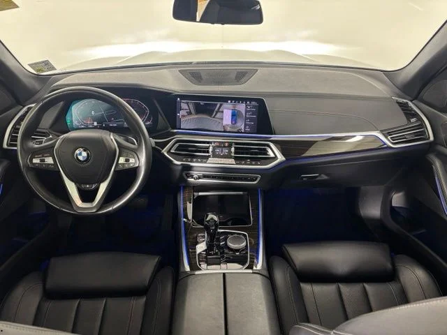 Used 2019 Blue BMW xDrive40i image 29