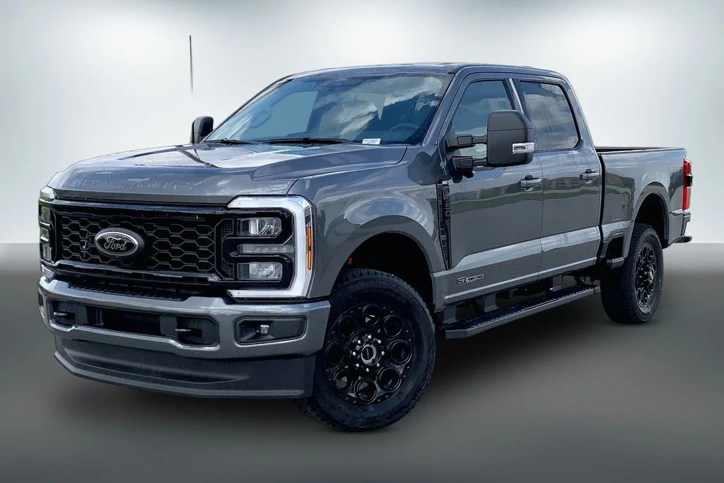 New 2026 Carbonized Gray Metallic Ford  image 9