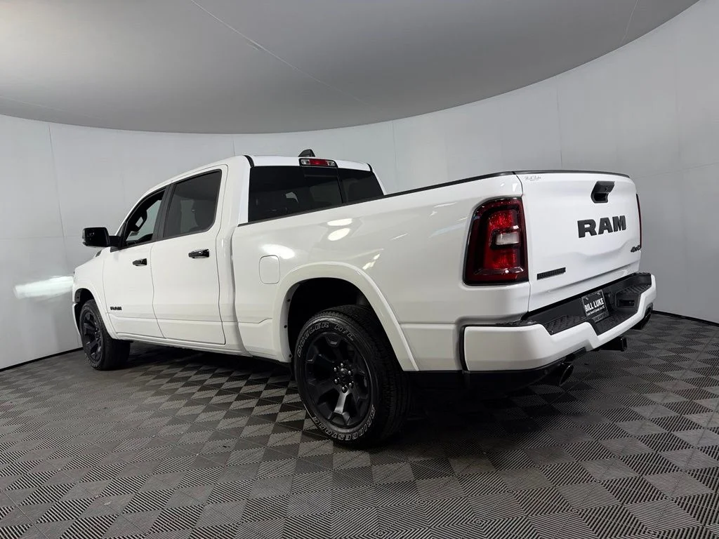 Used 2025 White Ram Big Horn/Lone Star image 9