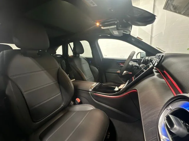 Used 2026  Mercedes-Benz GLC 300 image 14