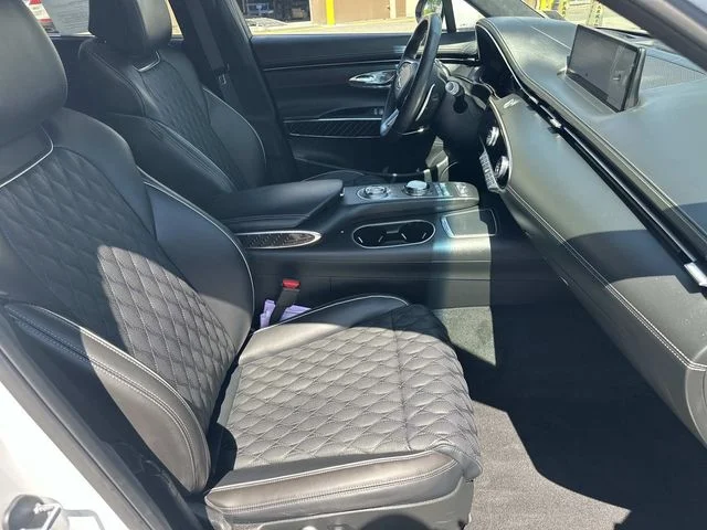 Used 2023 White Genesis 3.5T Sport image 14