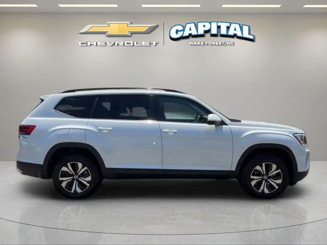 Used 2026 White Volkswagen 2.0T SE image 6
