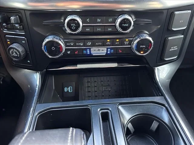 Used 2023 Black Ford Lariat image 33