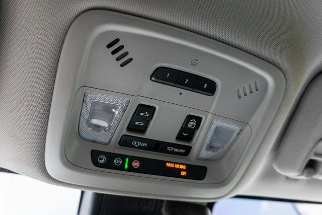 Used 2018 White Chevrolet Premier image 36