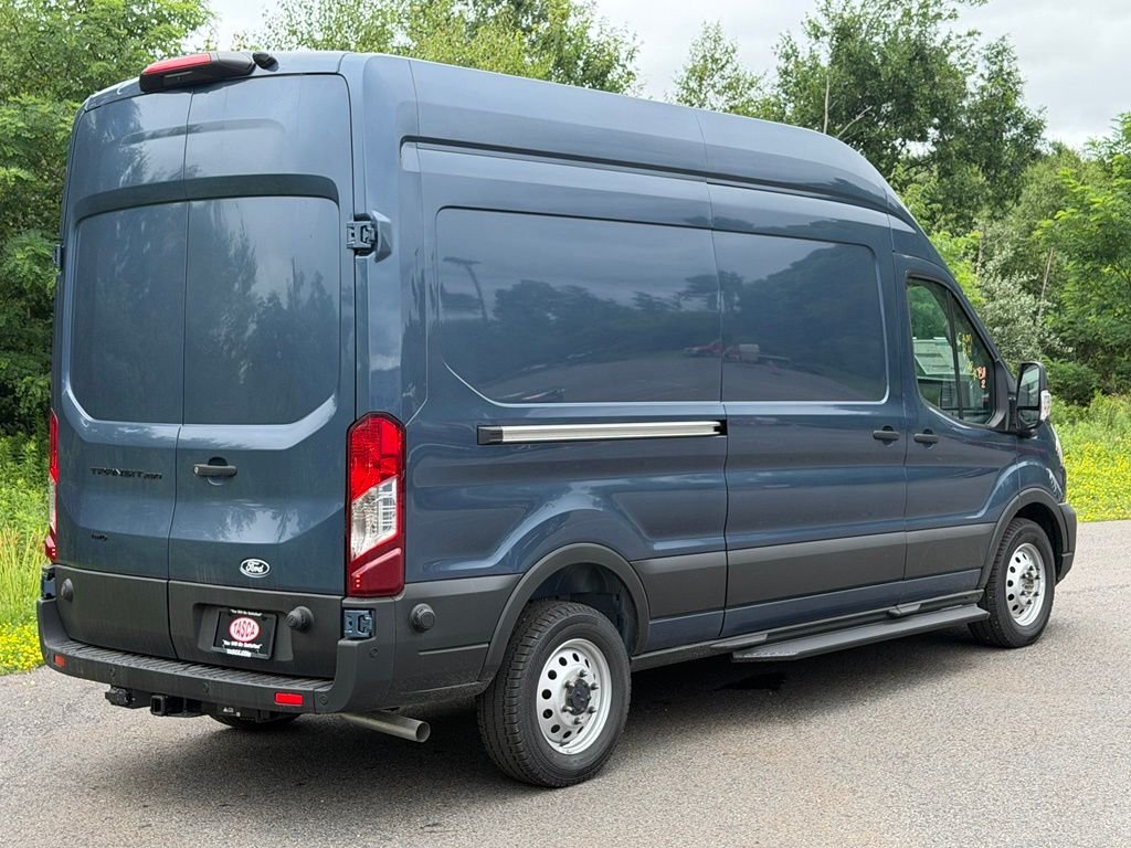 New 2026 Blue Metallic Ford Cargo Van image 23