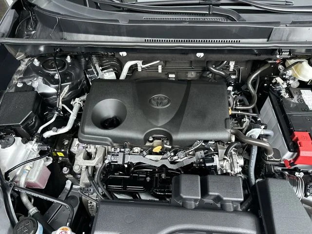 Used 2023 Gray Toyota XLE Premium image 29