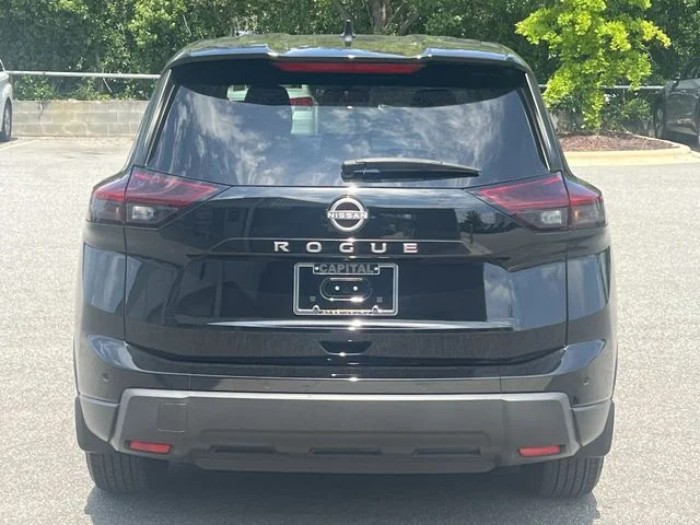Used 2025 Black Nissan S image 12