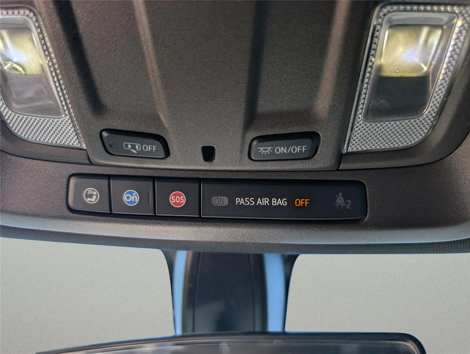 Used 2022 Iridescent Pearl Tricoat Chevrolet RST image 20