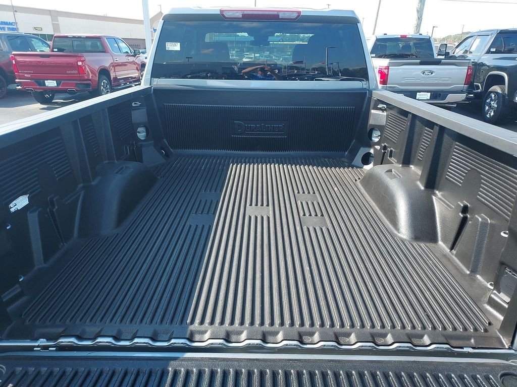 Used 2025 Gray Chevrolet LT image 9