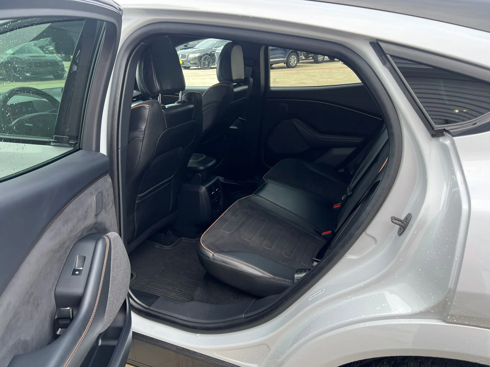 Used 2023 White Ford GT image 11