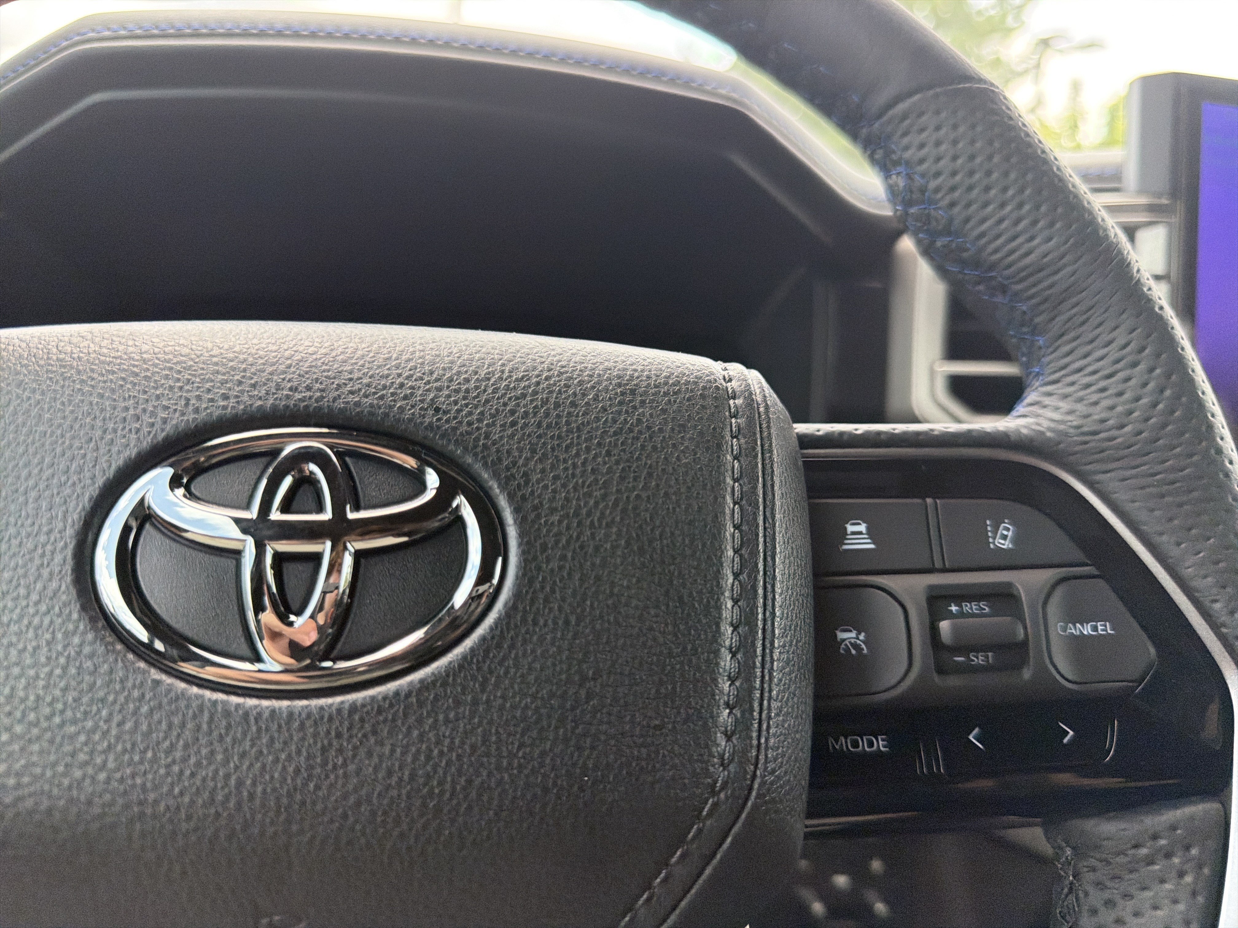 New 2026 Celestial Silver Metallic Toyota Platinum image 28