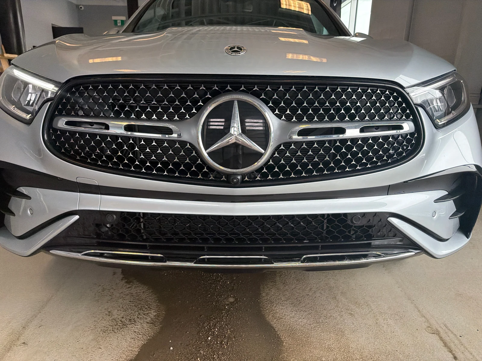 Used 2026 Silver Mercedes-Benz GLC 300 4MATIC SUV image 23