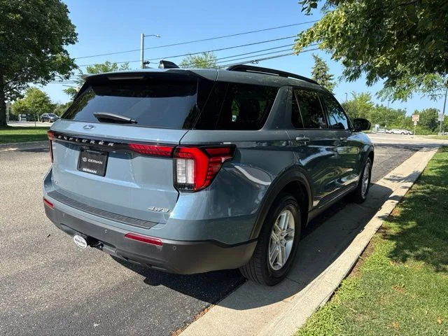 Used 2025 Blue Ford Active image 7