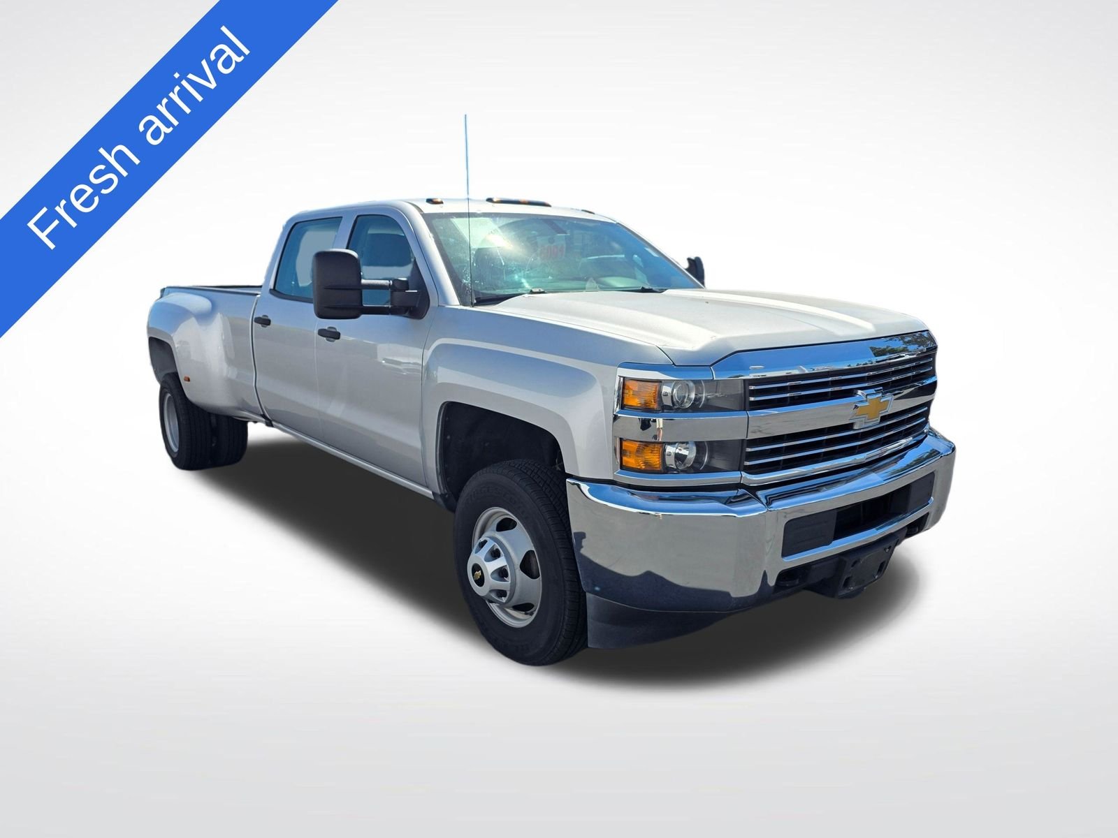 Used 2018 Silver Ice Metallic Chevrolet Work Truck image 1