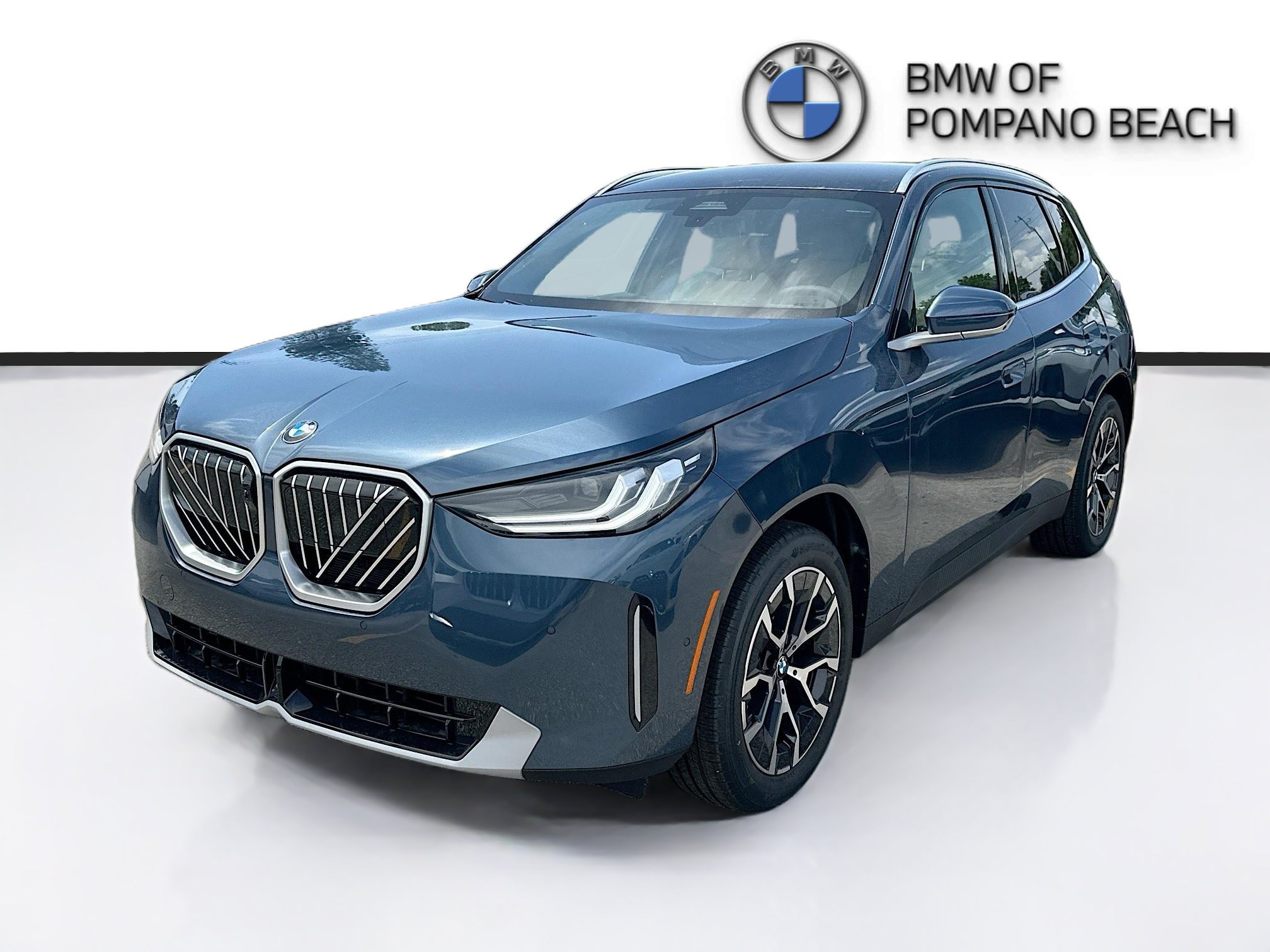 New 2026 Arctic Race Blue Metallic BMW 30 xDrive image 3