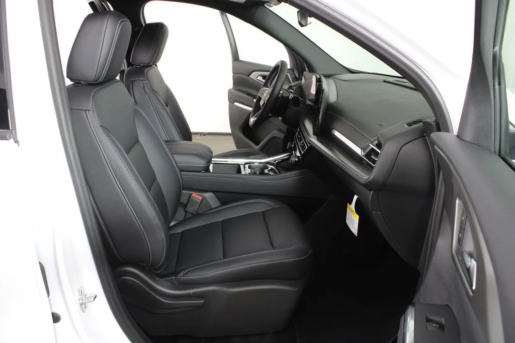 New 2026 Summit White Chevrolet LT image 18
