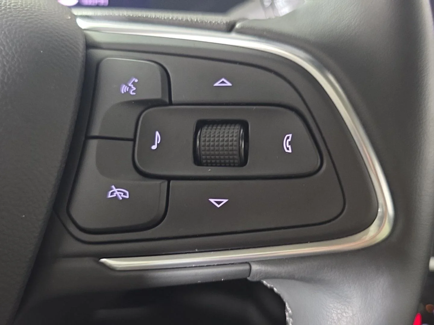 Used 2024 Ocean Blue Metallic Buick Sport Touring image 17