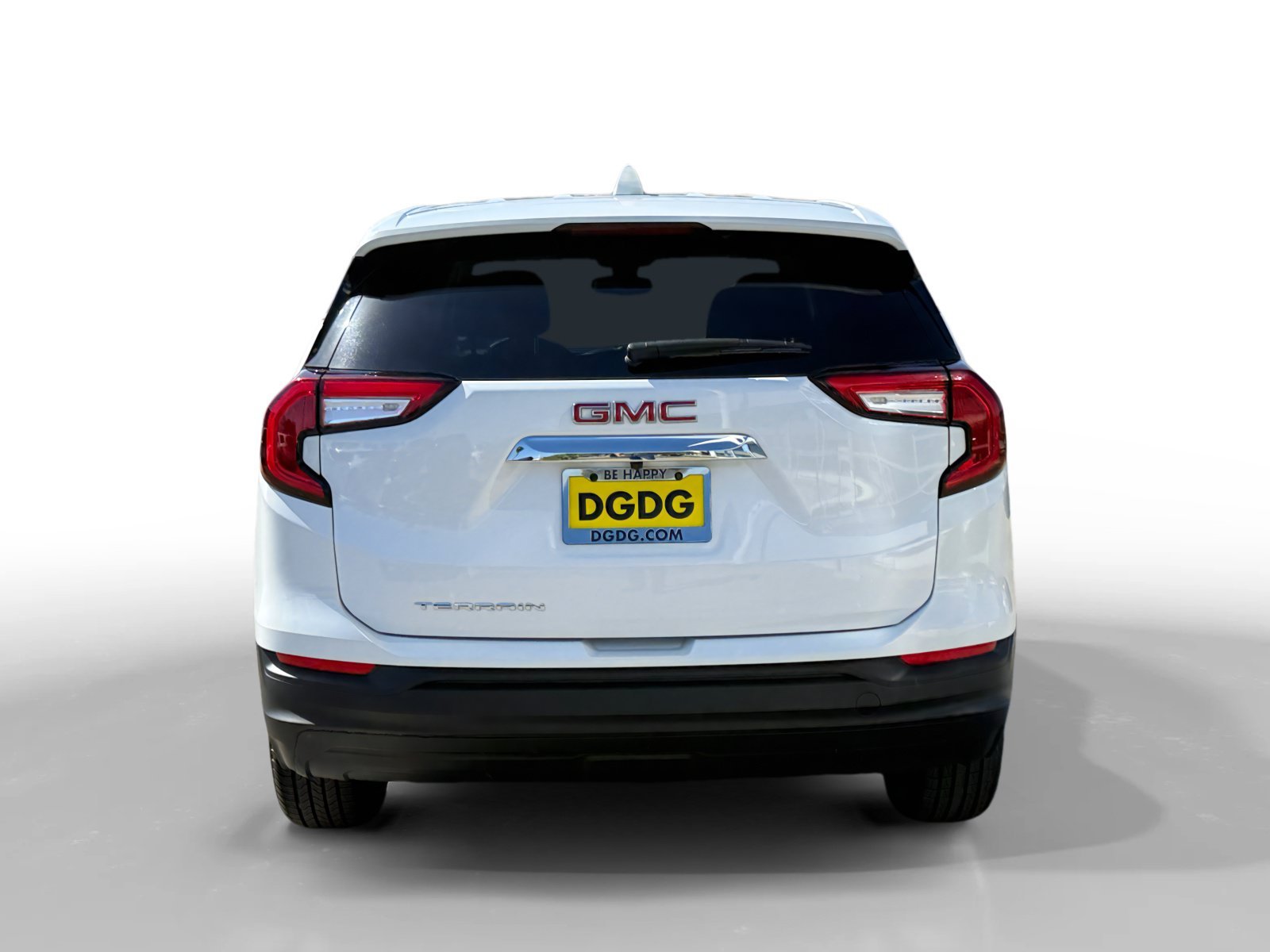 Used 2024 Summit White GMC SLE image 4