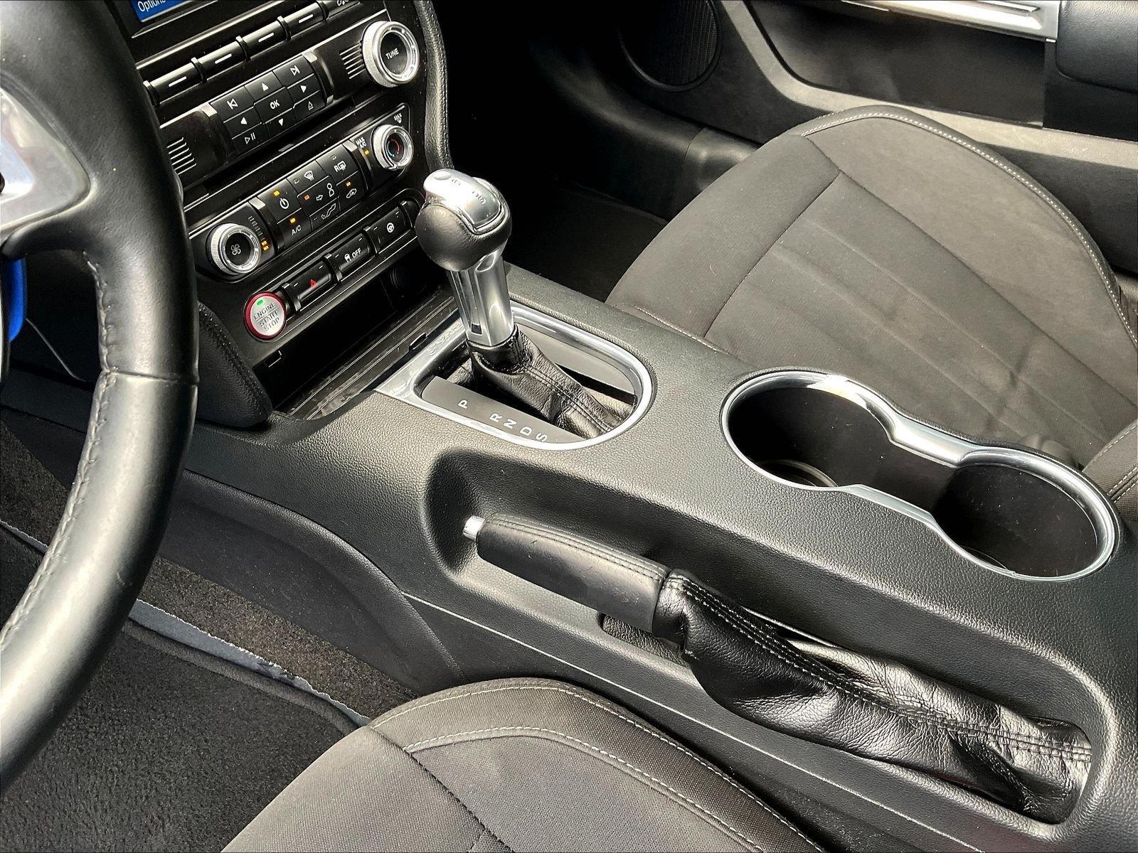 Used 2018 Blue Ford GT image 20