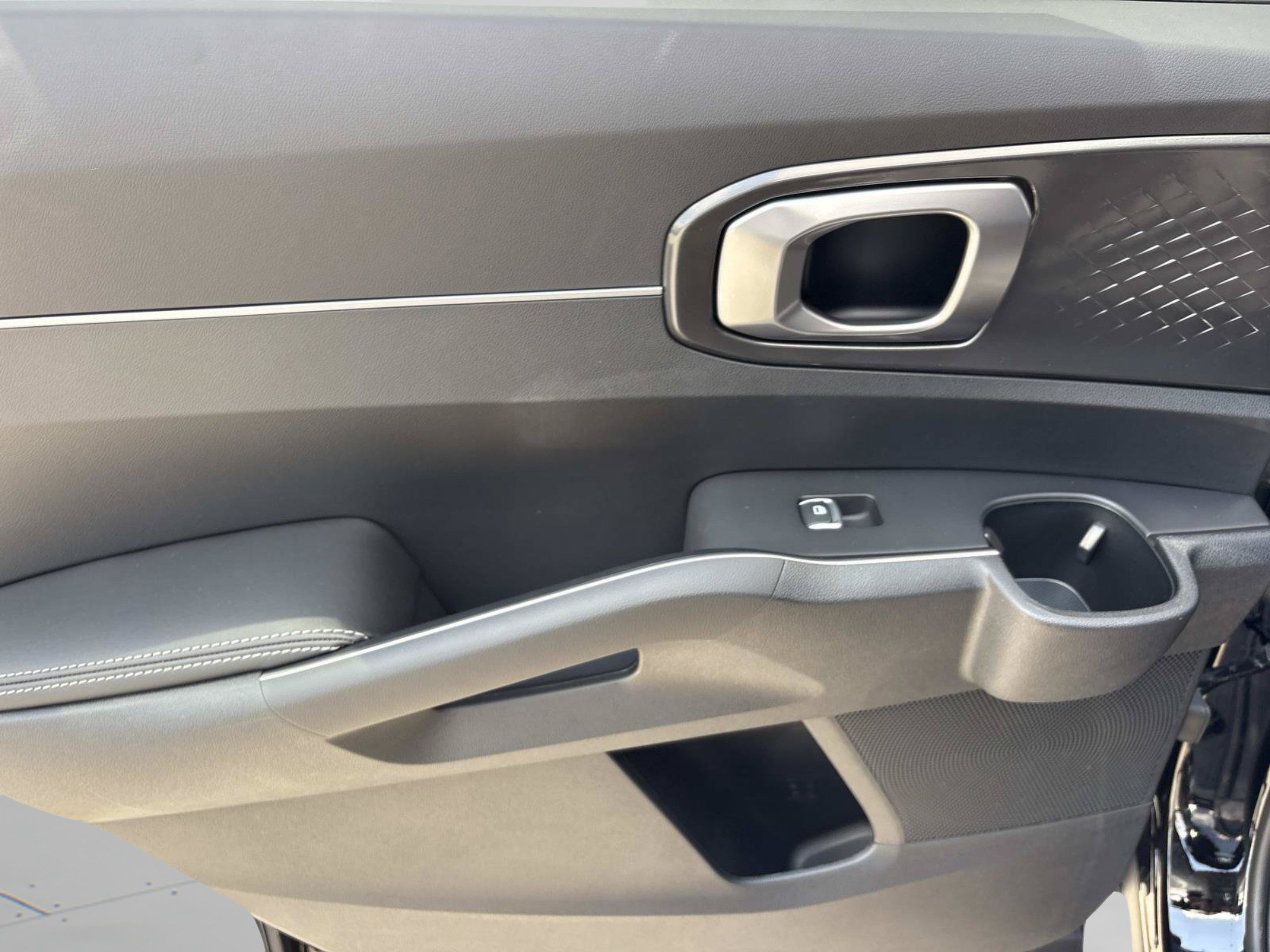 New 2026 Ebony Black Kia S image 18