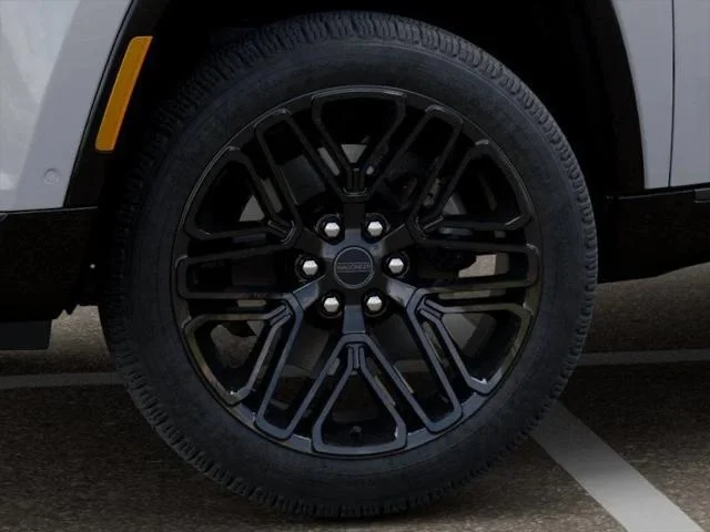 New 2026 Bright White Clearcoat Jeep Grand Wagoneer image 34