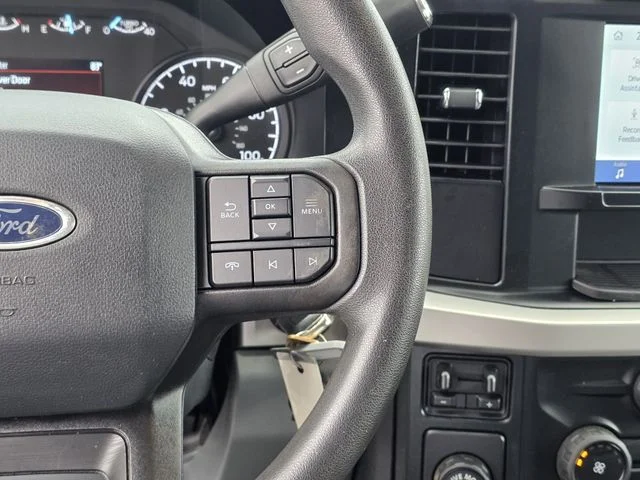 Used 2024 Oxford White Ford XL image 28