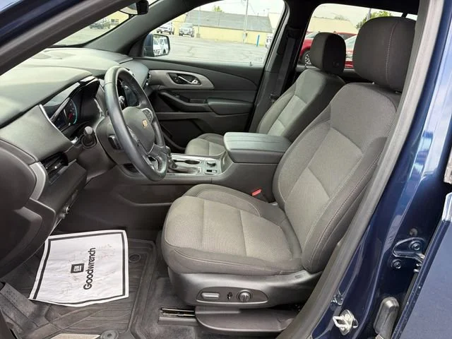Used 2023 Northsky Blue Metallic Chevrolet LT Cloth image 15