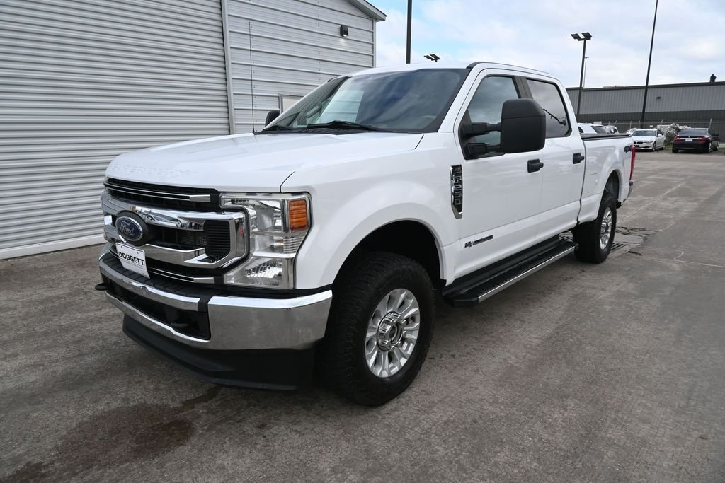 Used 2021 White Ford XL image 32