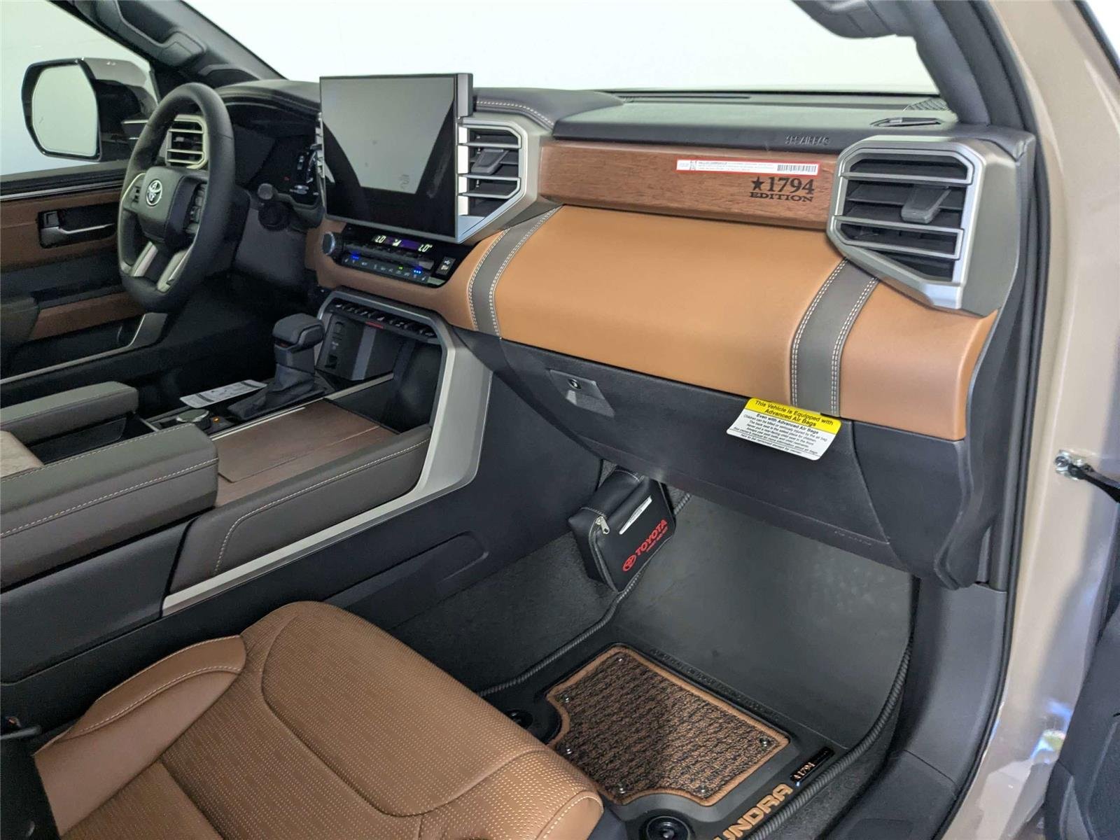 2026 Toyota Tundra 1794 Edition - Photo 22