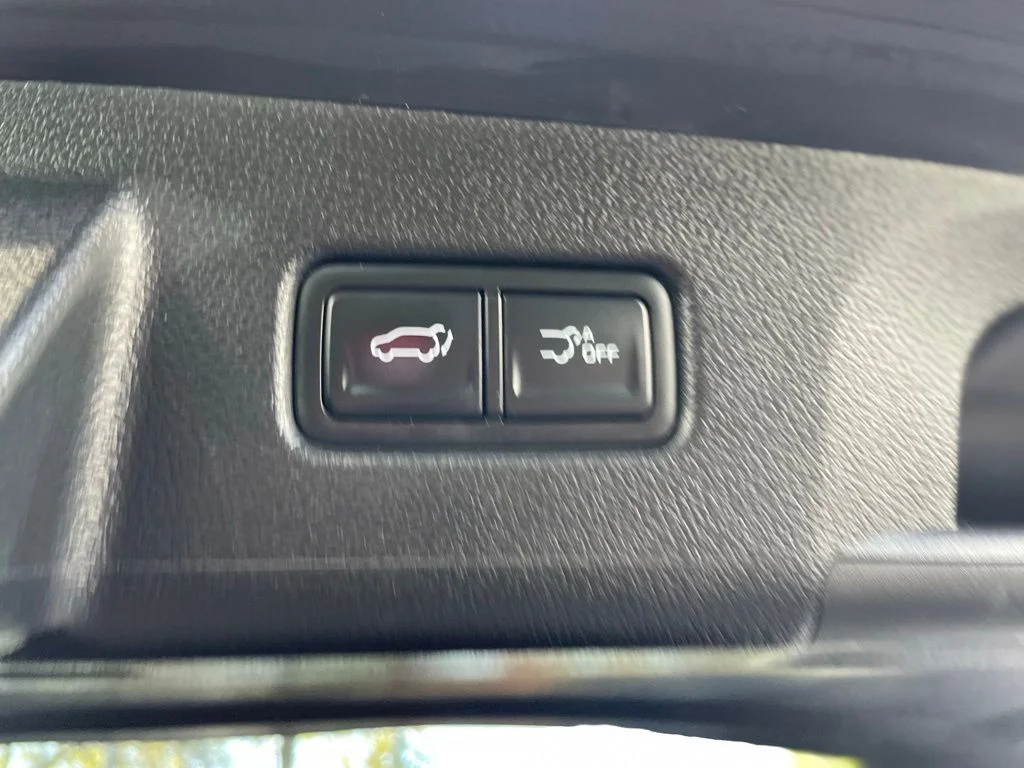 Used 2025 Ebony Black Kia S image 22
