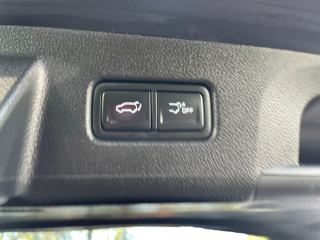 Used 2025 Ebony Black Kia S image 22