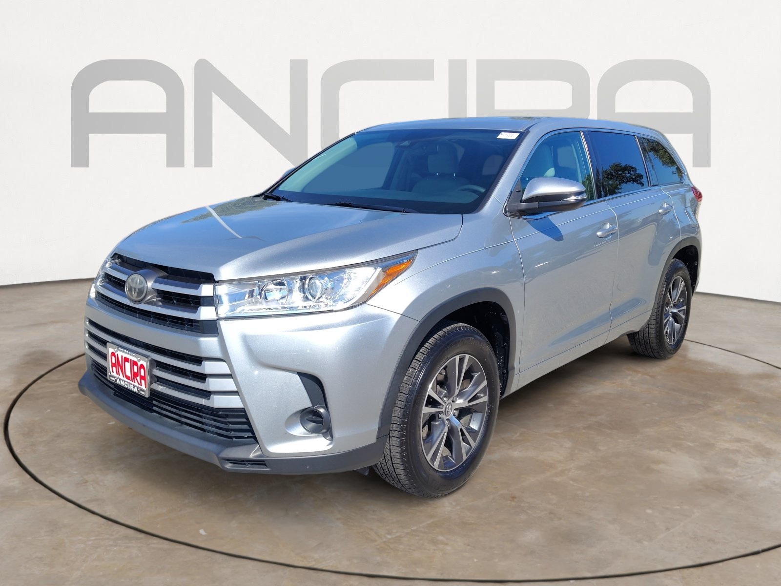 Used 2017 Celestial Silver Metallic Toyota LE image 6