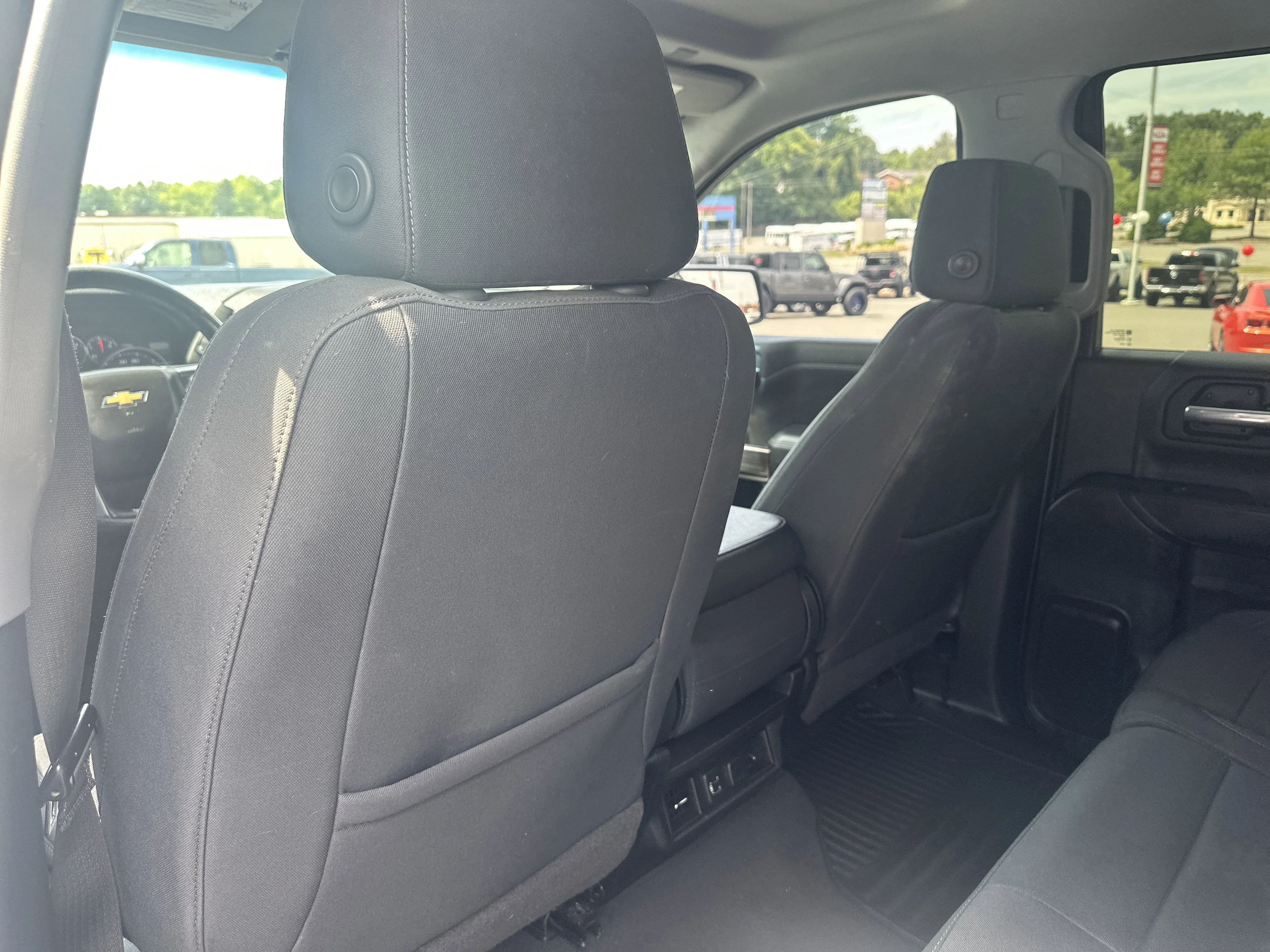 Used 2019 Summit White Chevrolet LT image 21
