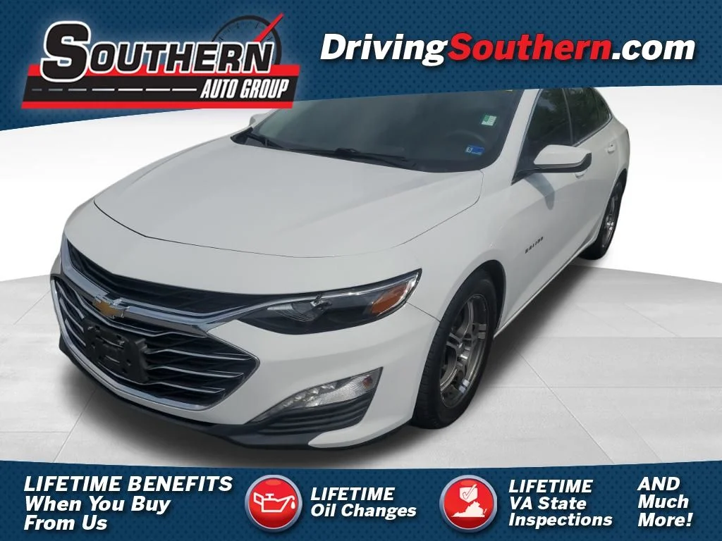 Used 2019 White Chevrolet LT image 1