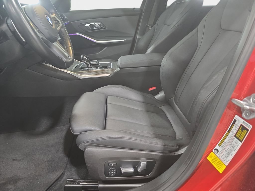 Used 2021 Sunset Orange Metallic BMW M340i image 24