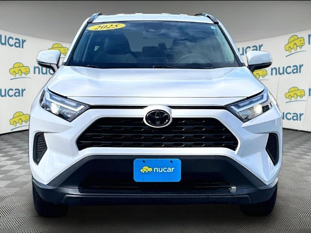 Used 2025 White Toyota XLE image 3