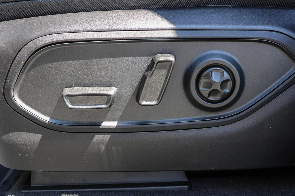 New 2026 Silver Jeep 85th Anniversary Edition image 25