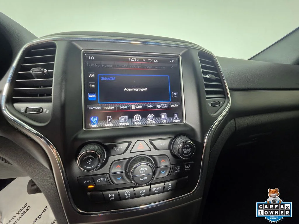 Used 2017 Silver Jeep Altitude image 6