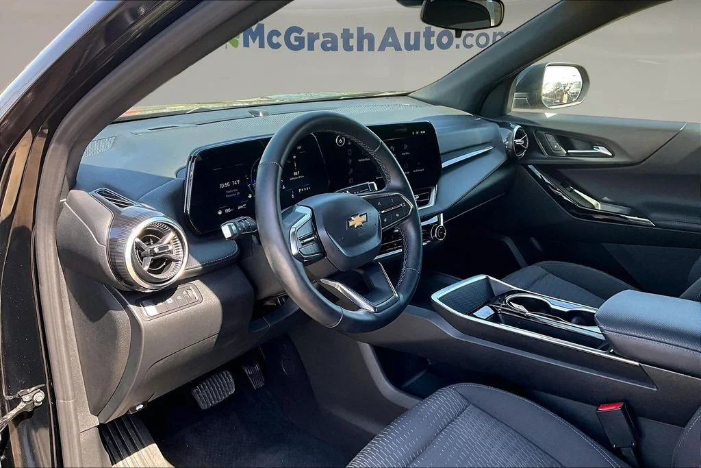 2025 Chevrolet Equinox LT - Photo 20