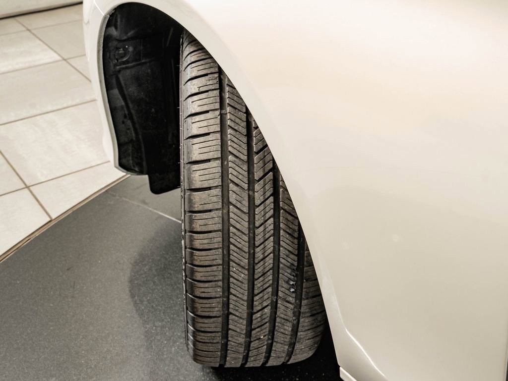 Used 2018 White Mercedes-Benz E 400 Wagon image 52