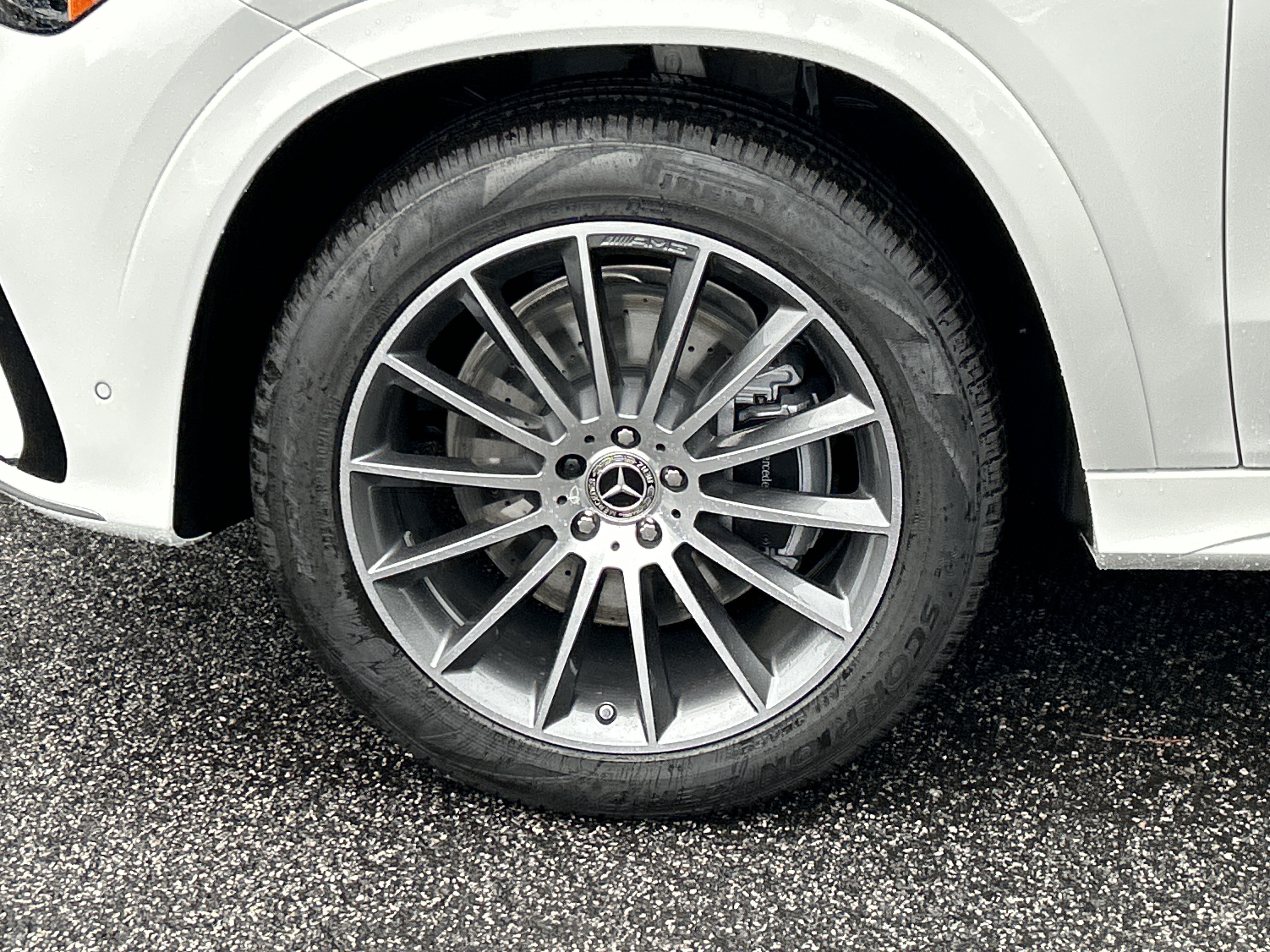 New 2026 Polar White Mercedes-Benz GLE 350 4MATIC® SUV image 14