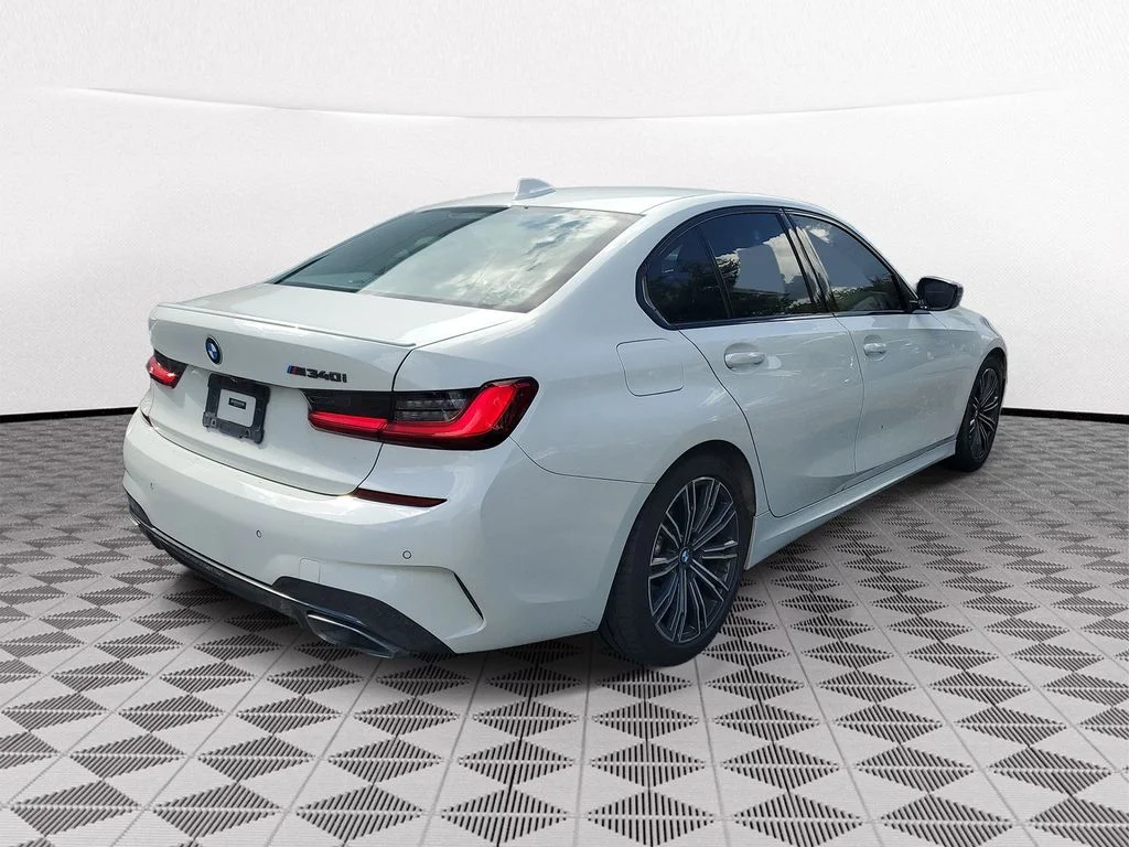 Used 2020 White BMW M340i image 4